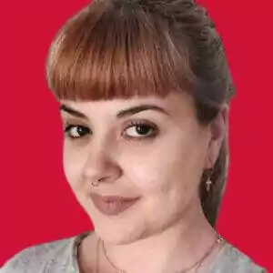 Close-up of editor Encarni Ortiz