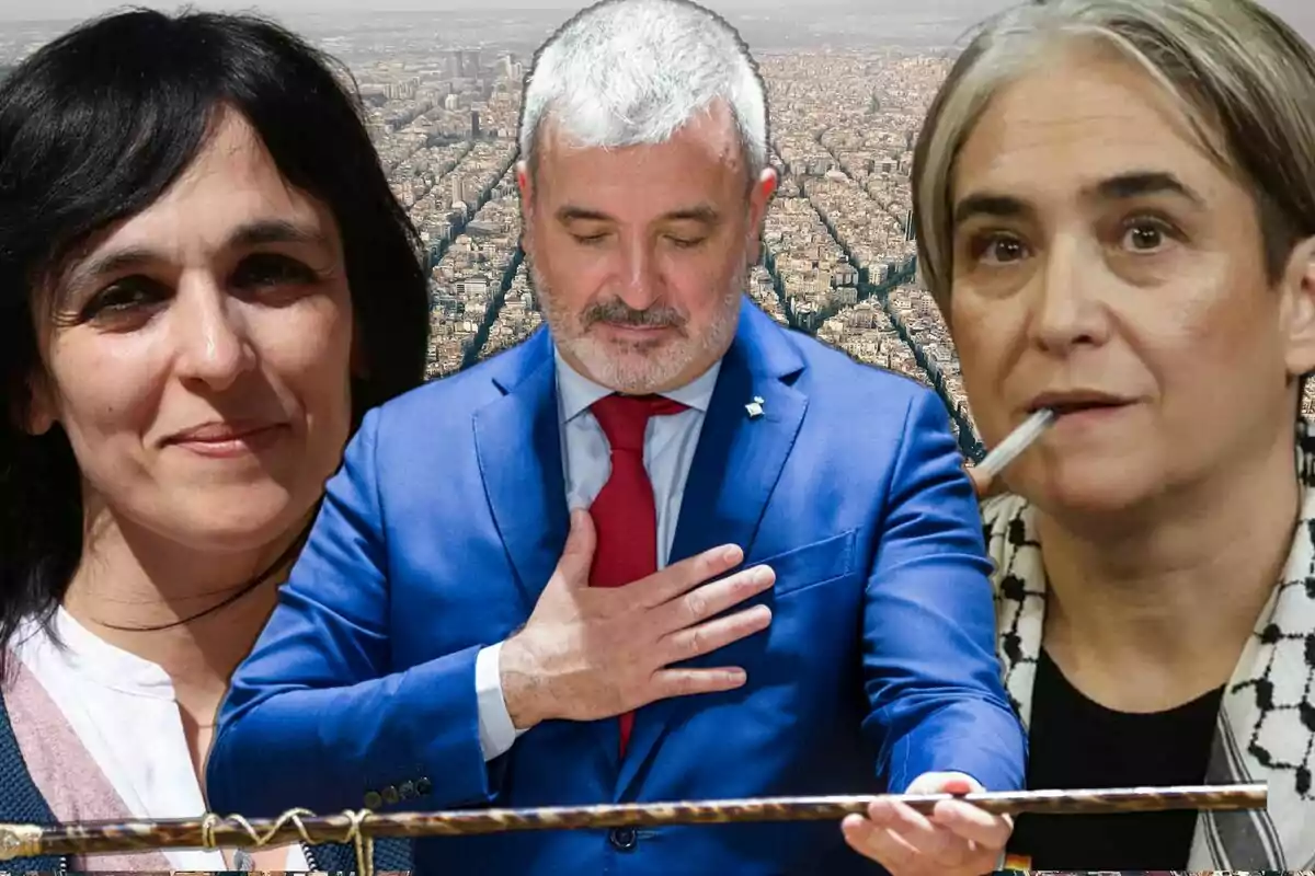 Tres personas en primer plano con una ciudad al fondo, el hombre en el centro lleva traje azul y corbata roja y sostiene un bastón mientras se lleva la mano al pecho, las dos mujeres a los lados miran hacia el frente