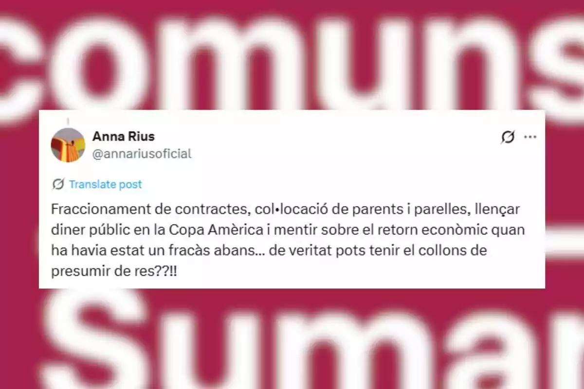 Captura de pantalla d’un tuit en català de l’usuària Anna Rius on critica la gestió de contractes públics i l’ús de diners a la Copa Amèrica Captura de pantalla d’un tuit en català de l’usuària Anna Rius on critica la gestió de contractes públics i l’ús de diners a la Copa Amèrica