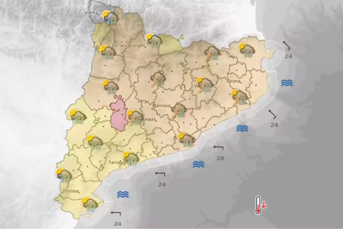 Mapa meteorològic de Catalunya amb icones de núvols, pluja i tempestes en diverses zones, indicant precipitacions i cels parcialment ennuvolats, a més de símbols d’onatge i descens de temperatura a la costa. Mapa meteorològic de Catalunya amb icones de núvols, pluja i tempestes en diverses zones, indicant precipitacions i cels parcialment ennuvolats, a més de símbols d’onatge i descens de temperatura a la costa.