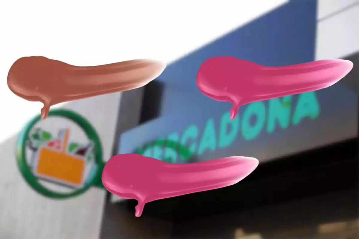 Tres mostres d’esmalt d’ungles en tons marrons i roses sobre el fons de l’entrada d’un supermercat Mercadona desenfocat. Tres mostres d’esmalt d’ungles en tons marrons i roses sobre el fons de l’entrada d’un supermercat Mercadona desenfocat.