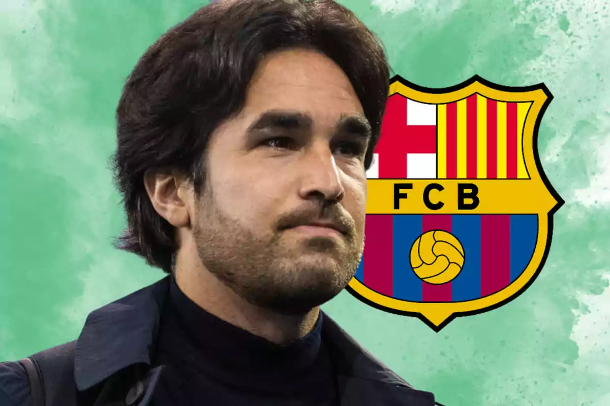 Dark-haired man with a beard in front of the FC Barcelona crest against a green background