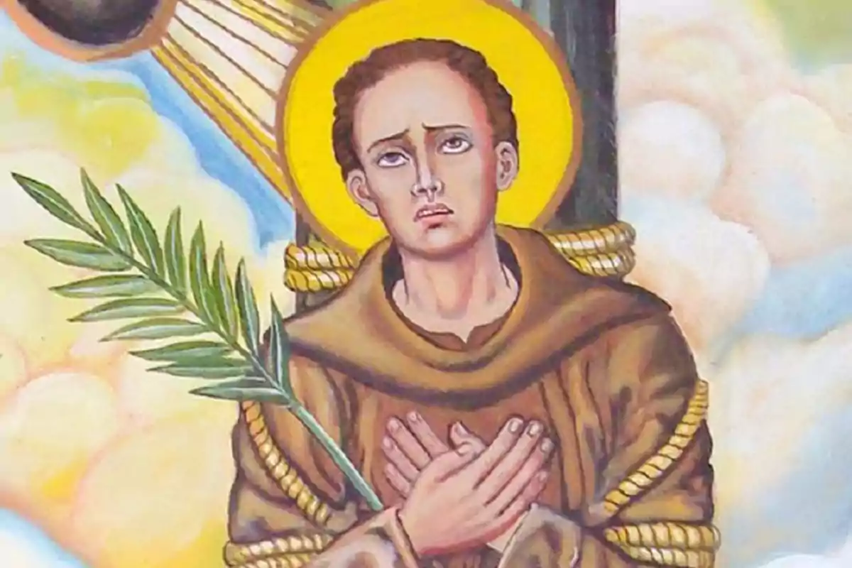 Pintura religiosa d’un sant amb aureola groga, vestit amb hàbit marró i sostenint una palma verda, amb les mans creuades sobre el pit i una expressió de devoció.