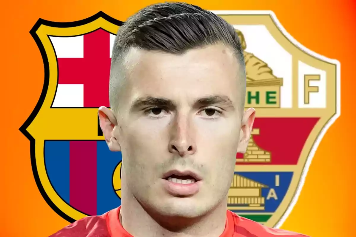 Soccer player in a red jersey in the foreground with the Barcelona and Elche crests in the background on an orange backdrop.