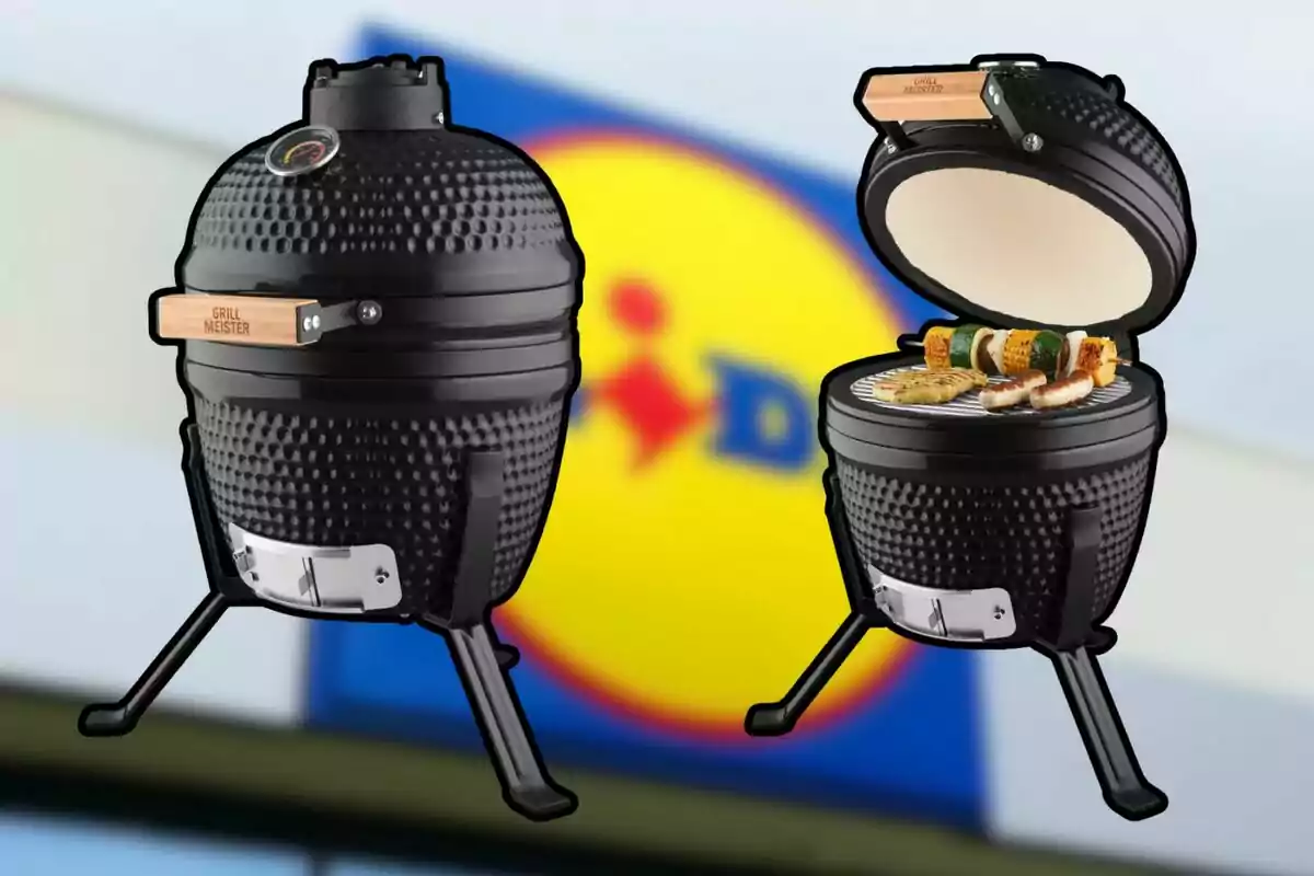 Two black kamado-style grills on a blurred background with a supermarket logo, one of them open showing grilled food. Two black kamado-style grills on a blurred background with a supermarket logo, one of them open showing grilled food.