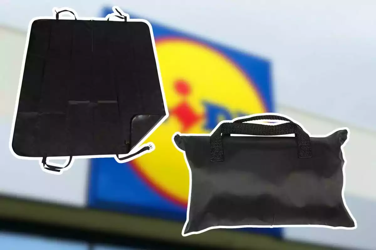 Dos objetos negros, uno extendido con correas y otro en forma de bolsa con asas, sobre un fondo desenfocado con el logo de un supermercado. Dos objetos negros, uno extendido con correas y otro en forma de bolsa con asas, sobre un fondo desenfocado con el logo de un supermercado.