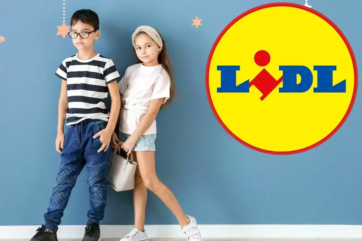 Two children pose next to a blue wall decorated with stars, and the Lidl logo appears large on the right.