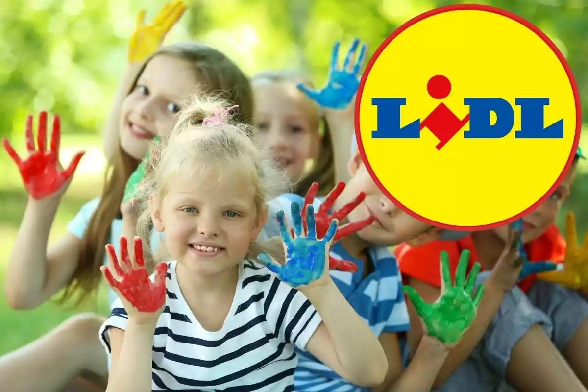 Nens somrients mostren les seves mans pintades de colors mentre el logotip de Lidl apareix a la cantonada dreta de la imatge.