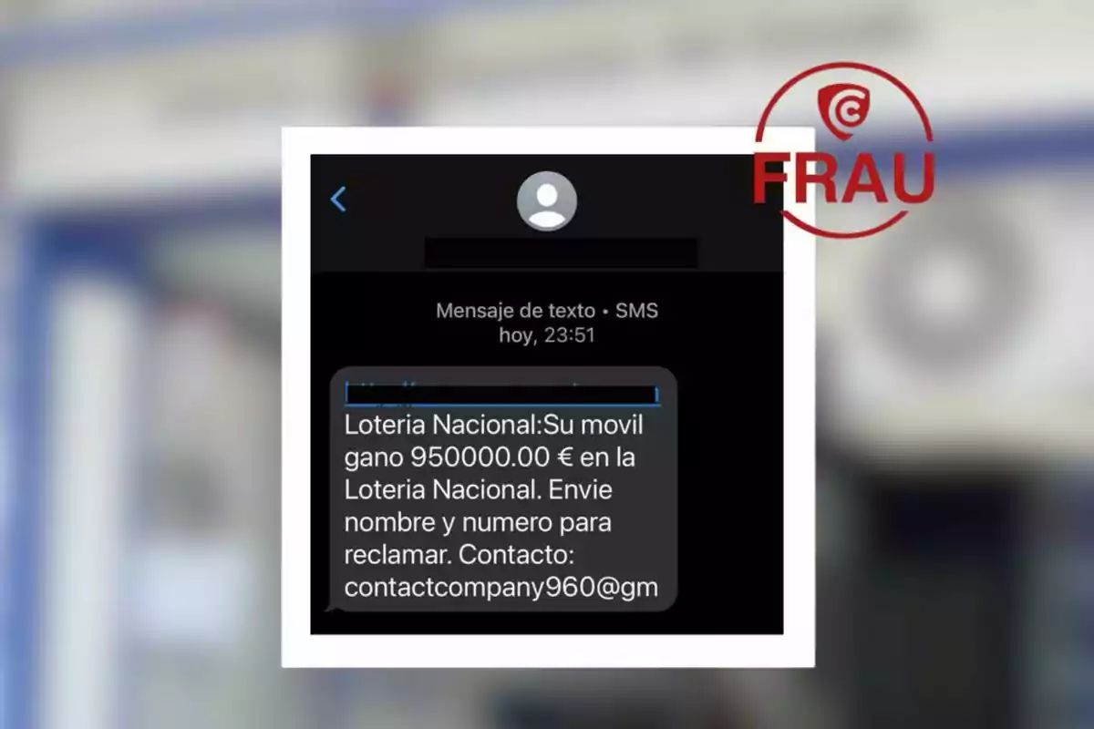 Captura de pantalla de un mensaje de texto fraudulento que informa sobre un falso premio de lotería y solicita datos personales para reclamarlo Captura de pantalla de un mensaje de texto fraudulento que informa sobre un falso premio de lotería y solicita datos personales para reclamarlo