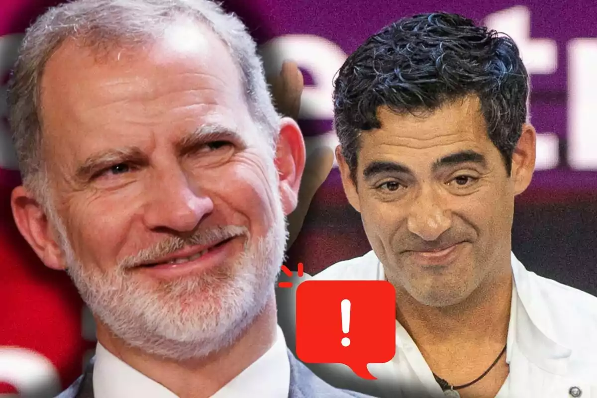 Felip VI i Andreu Genestra somrients en primer pla amb una icona d’advertència vermella entre ells