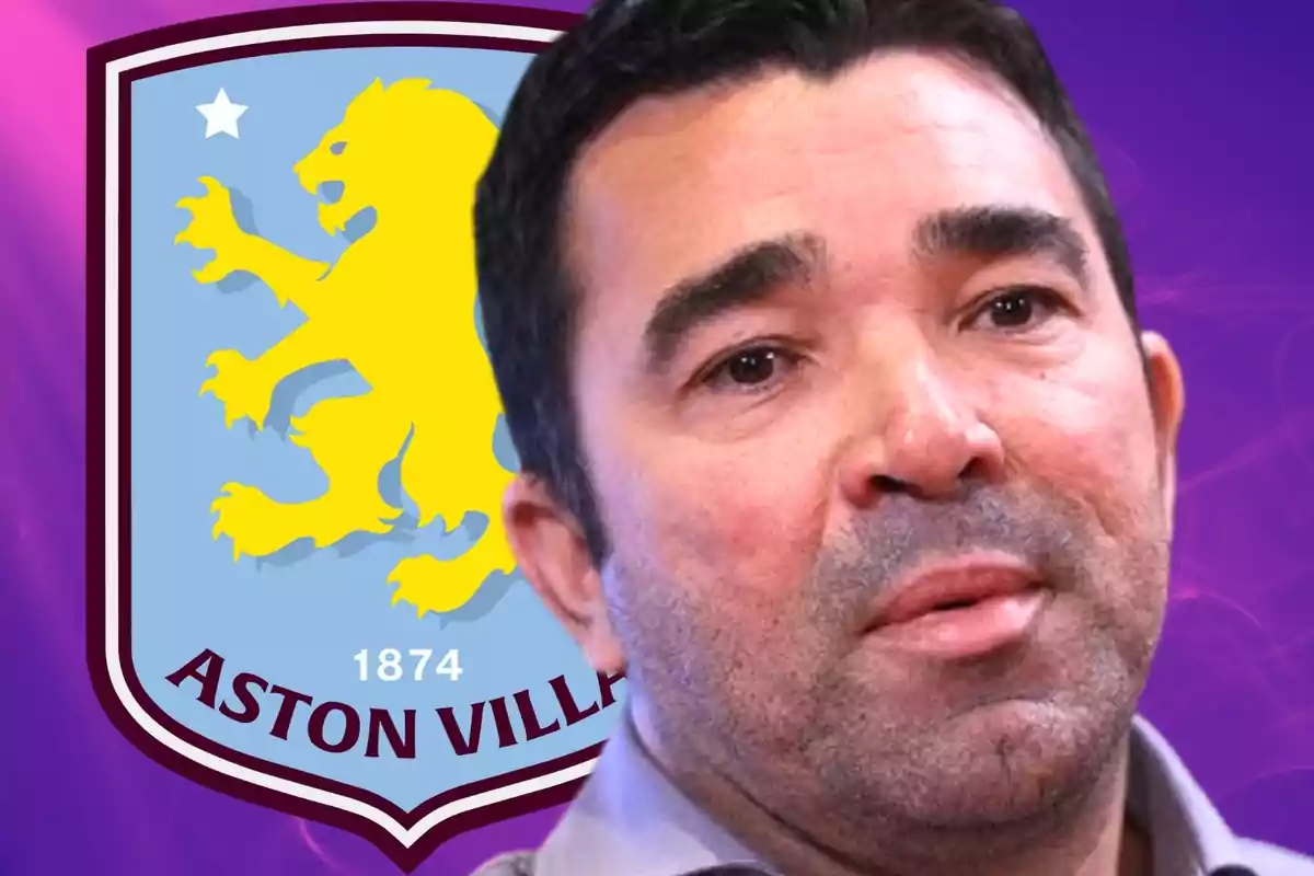 Home de cabells foscos en primer pla amb l’escut de l’Aston Villa de fons sobre un fons morat.