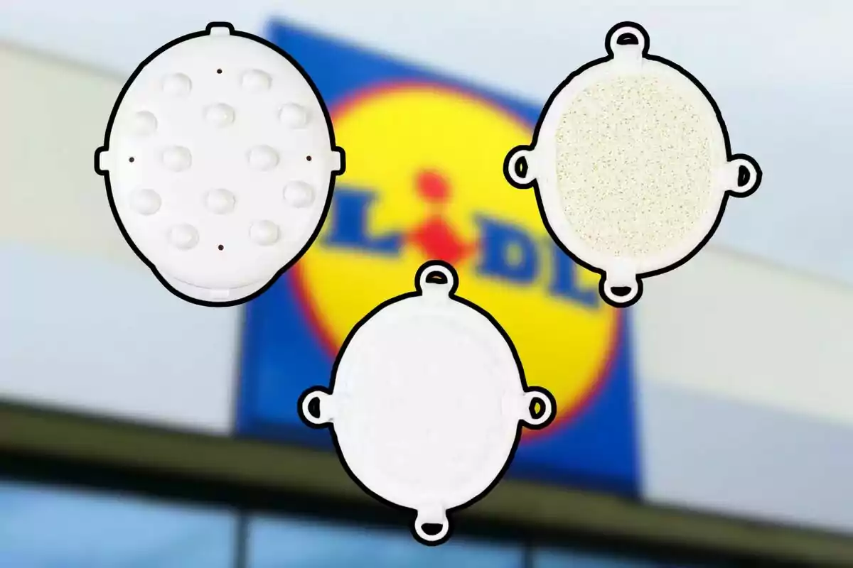 Three white bathroom accessories on a blurred background with the Lidl logo Three white bathroom accessories on a blurred background with the Lidl logo