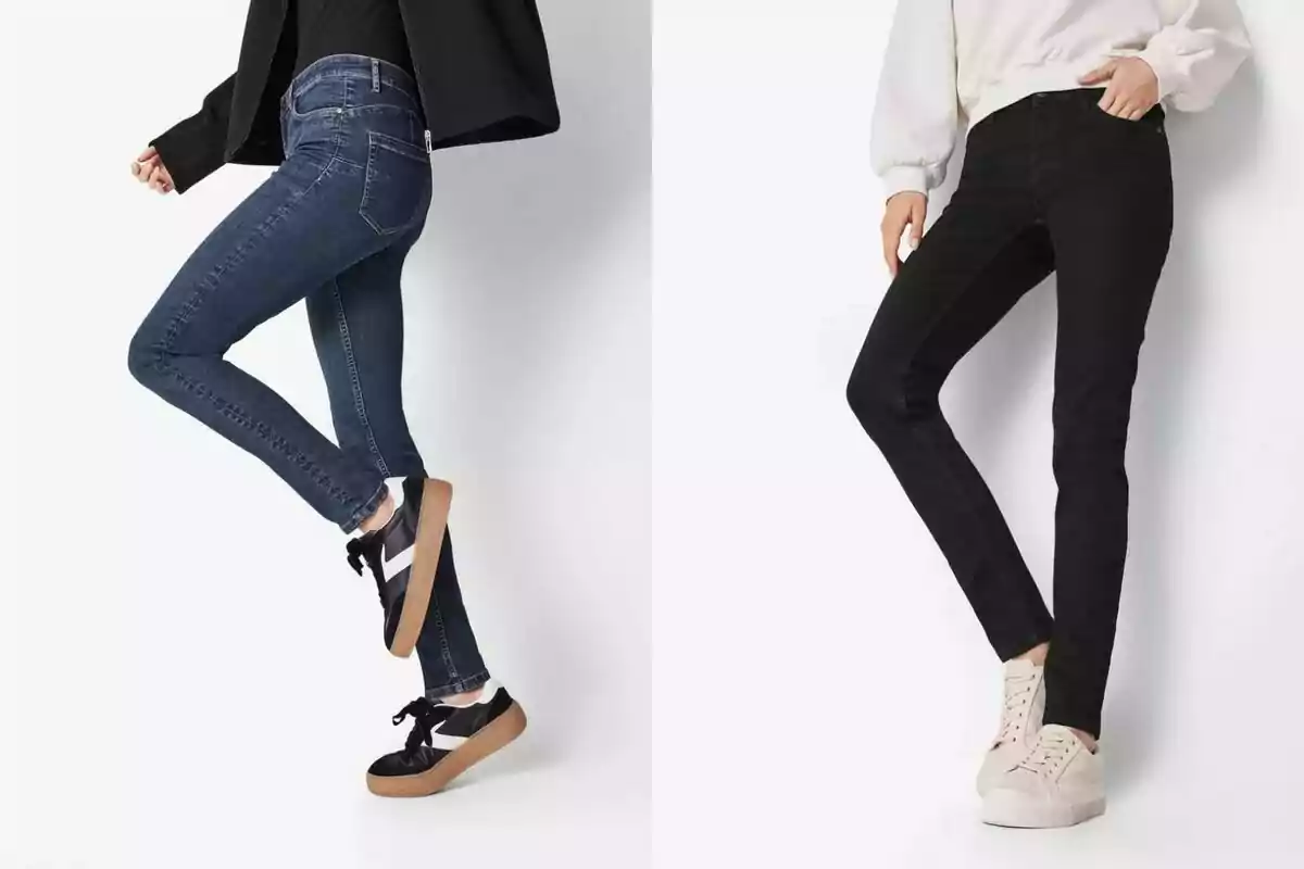 Dos mujeres modelan jeans ajustados, una con pantalones de mezclilla azul y tenis negros con blanco, la otra con jeans negros y tenis beige, ambas de pie sobre un fondo claro. Dos mujeres modelan jeans ajustados, una con pantalones de mezclilla azul y tenis negros con blanco, la otra con jeans negros y tenis beige, ambas de pie sobre un fondo claro.