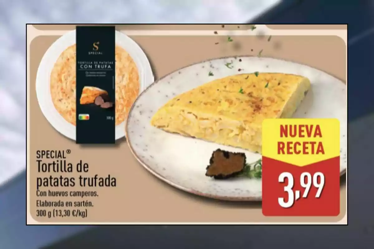 Envàs i ració de truita de patates trufada en un plat amb una tòfona al davant, etiqueta de nova recepta i preu de 3,99 euros