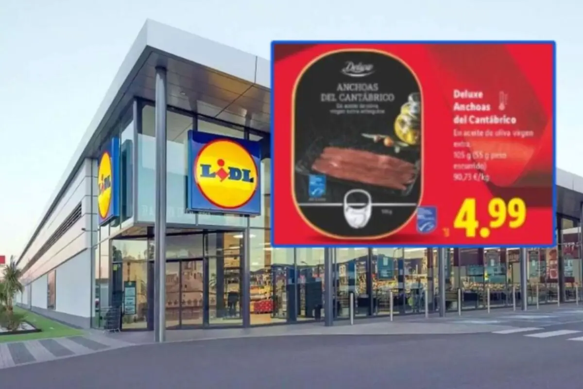 Façana d’un supermercat Lidl amb un cartell promocional d’anxoves del Cantàbric a 4,99 euros Façana d’un supermercat Lidl amb un cartell promocional d’anxoves del Cantàbric a 4,99 euros