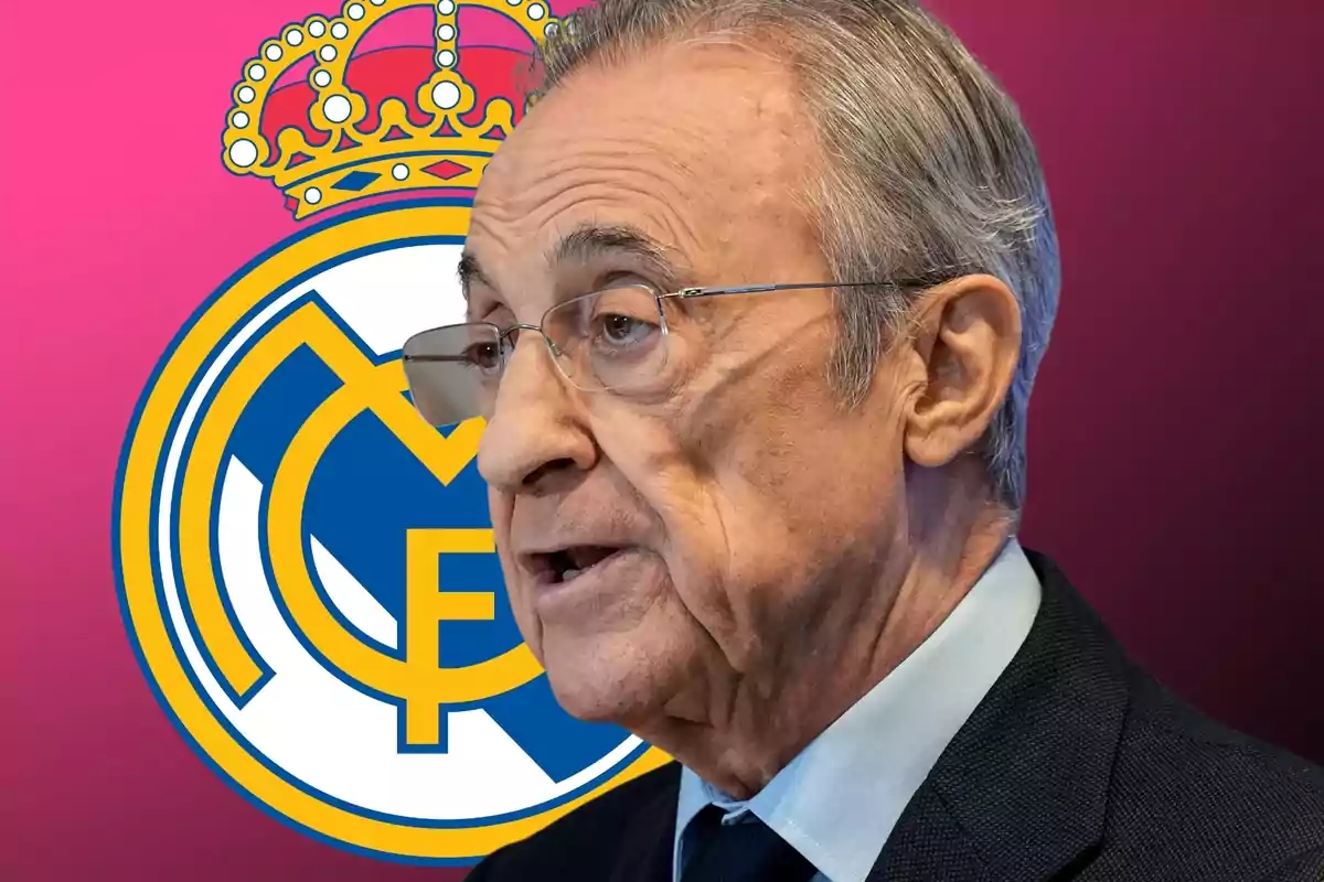 Hombre mayor con gafas y traje frente al escudo del Real Madrid sobre un fondo rosa