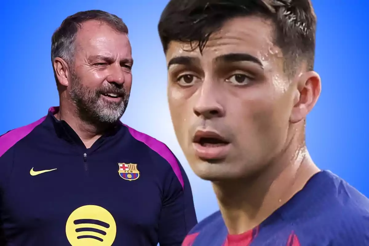 Entrenador del Barcelona sonriendo junto a un jugador del equipo con expresión seria sobre un fondo azul.