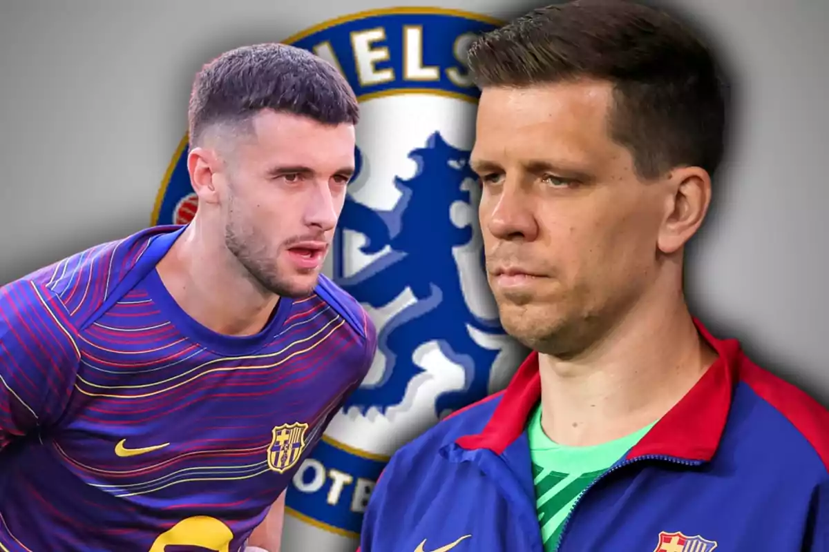 Dos futbolistas con uniforme del Barcelona aparecen en primer plano con el escudo del Chelsea desenfocado al fondo