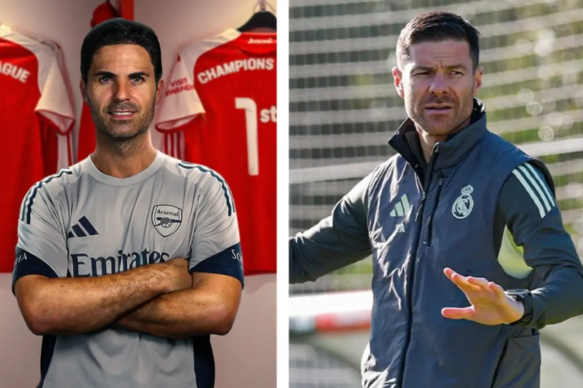 Dos entrenadores de fútbol posan con la ropa de entrenamiento de sus respectivos equipos, uno del Arsenal y otro del Real Madrid Dos entrenadores de fútbol posan con la ropa de entrenamiento de sus respectivos equipos, uno del Arsenal y otro del Real Madrid