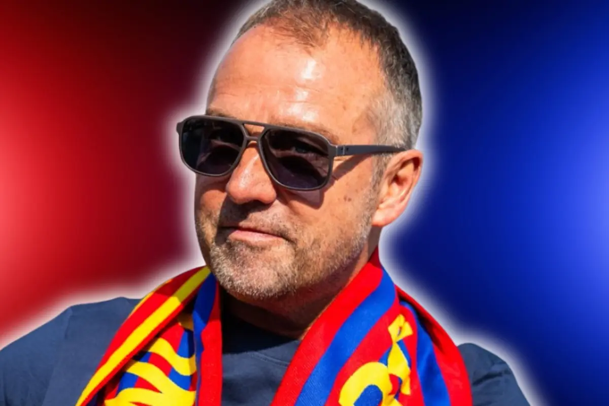 Home amb ulleres de sol i bufanda de colors vermell, blau i groc sobre un fons degradat vermell i blau