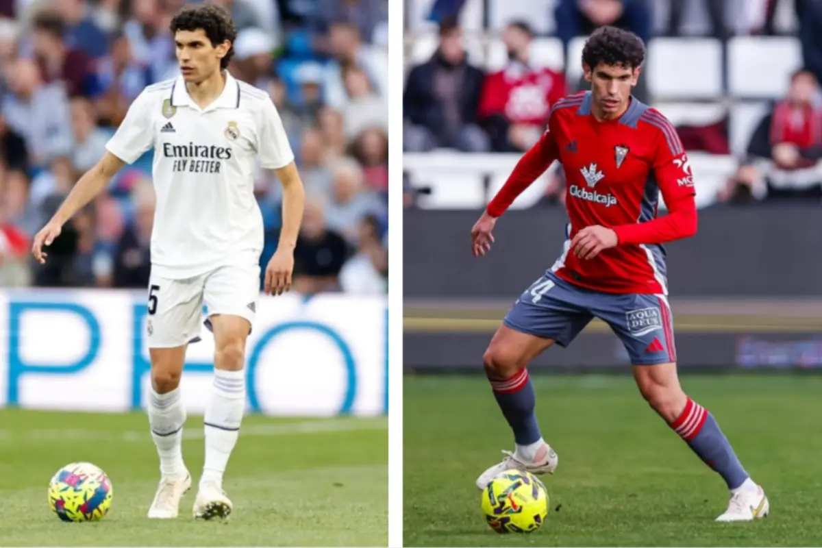 Futbolista con el mismo peinado y complexión jugando en dos equipos distintos a la izquierda con uniforme blanco y a la derecha con uniforme rojo y gris conduciendo el balón en un partido
