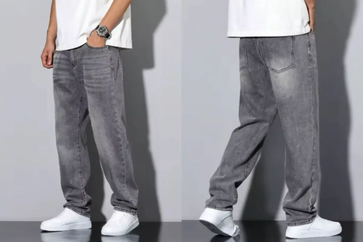 Pantalón vaquero gris de corte recto y estilo holgado visto de frente y de espaldas combinado con camiseta blanca y zapatillas deportivas blancas