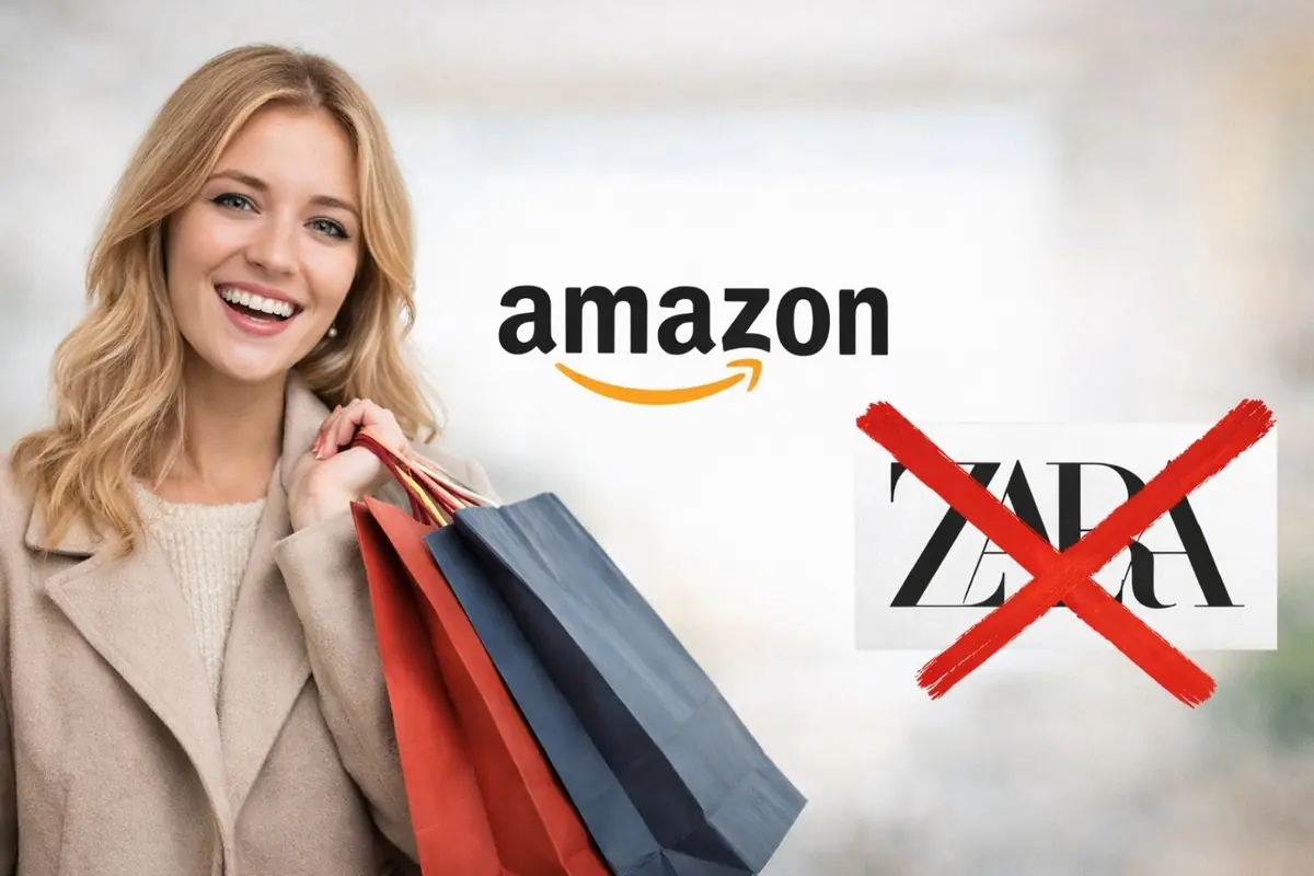 Mujer joven sonriente con bolsas de compras junto al logo de Amazon y el logo de Zara tachado con una X roja