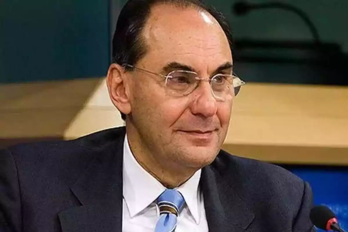 Allunyo Vidal-Quadras en primer pla