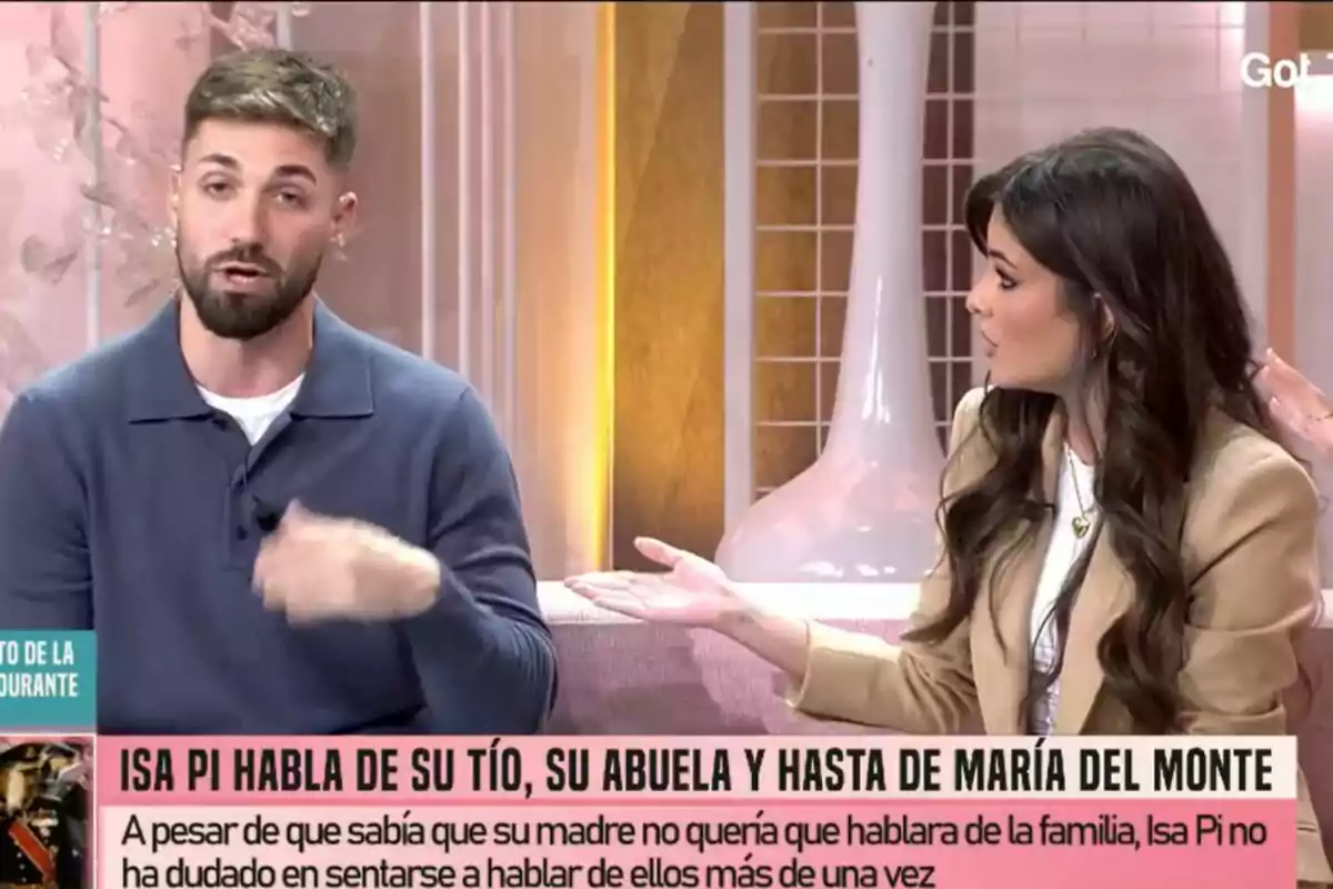 Alejandro Albalá i Alexia Rivas conversen al plató de Fiesta, amb subtítols que esmenten temes familiars.