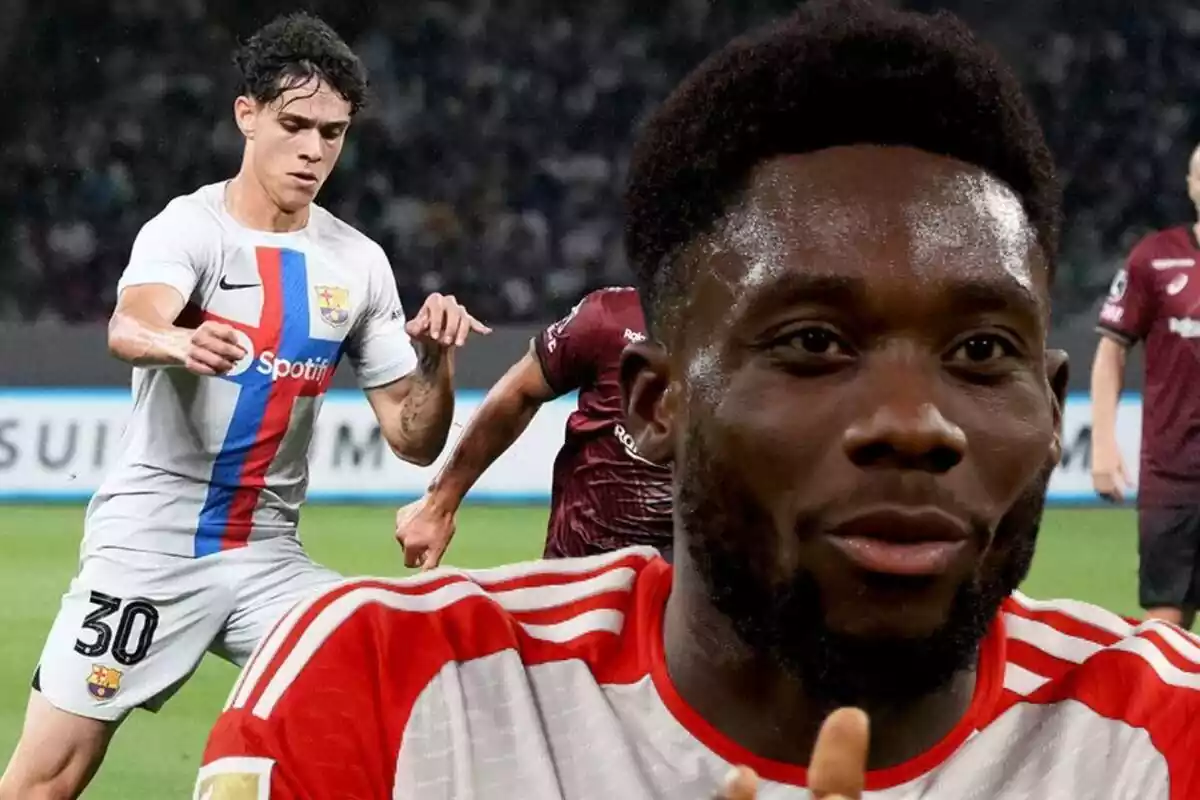 El futbolista canadenc del Bayern Munic Alphonso Davies, en primer pla, amb una foto d'Héctor Fort, actual lateral del FC Barcelona.