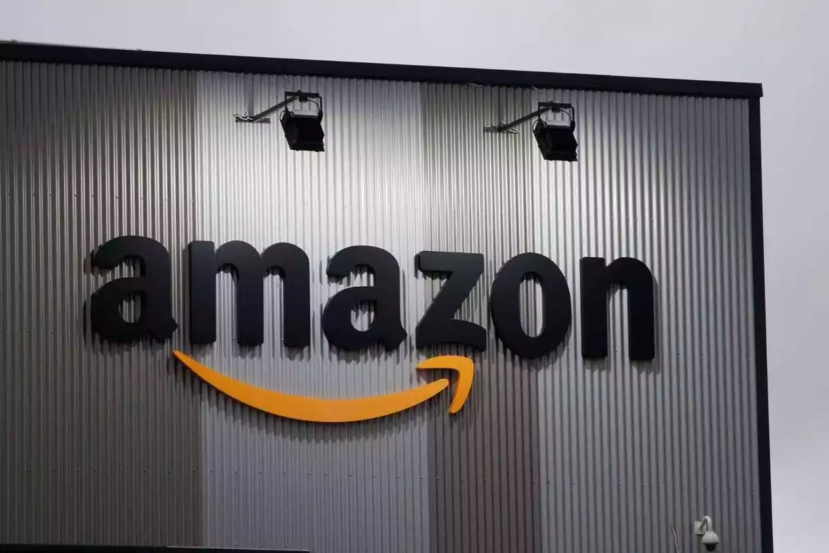 Un centro logístico de Amazon, a 15 de noviembre de 2022, en Madrid (España)