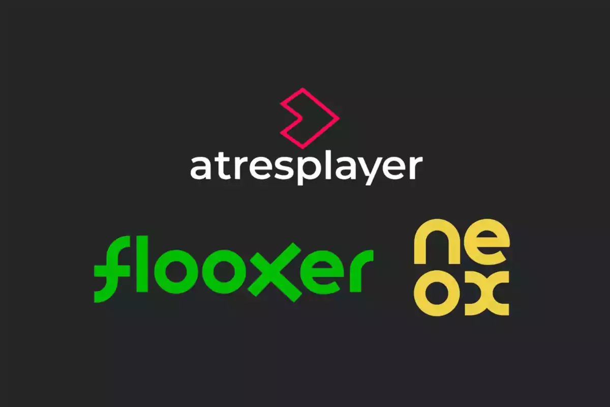 Logotips d'atresplayer, flooxer i neox sobre un fons fosc.