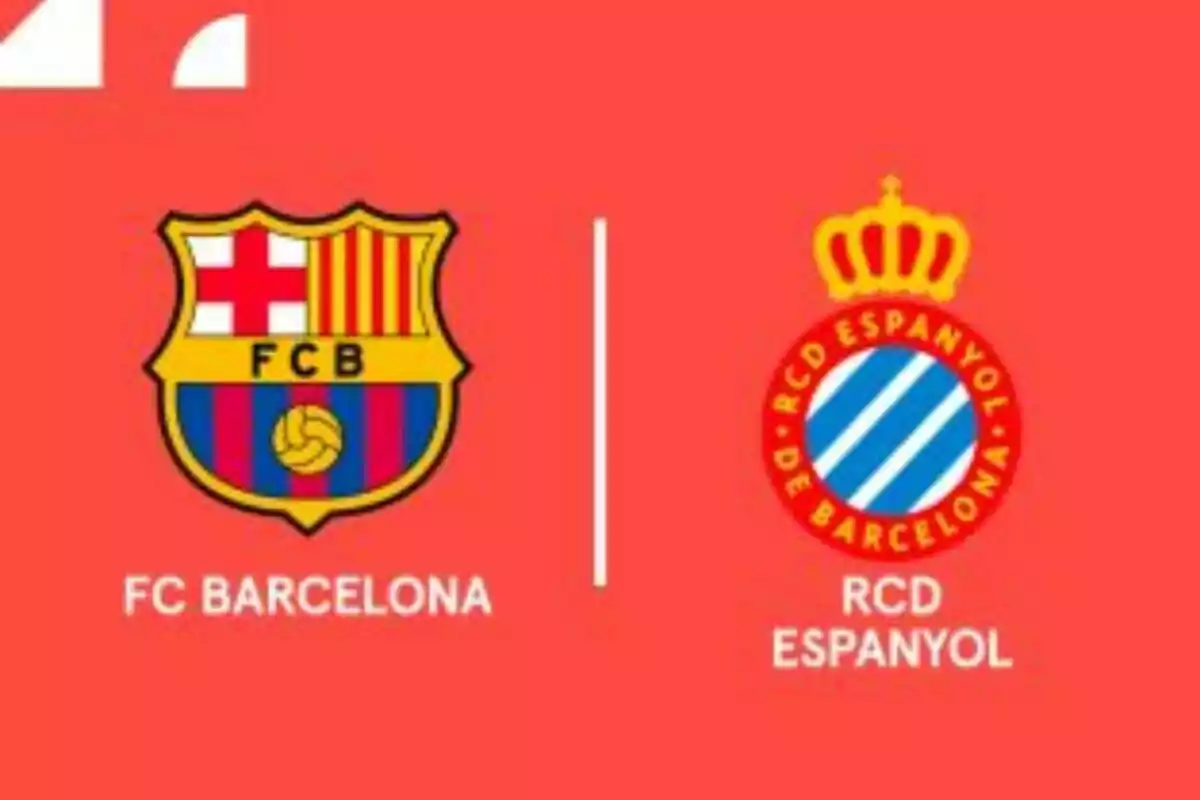 Escuts dels equips de futbol FC Barcelona i RCD Espanyol sobre un fons vermell. Escuts dels equips de futbol FC Barcelona i RCD Espanyol sobre un fons vermell.