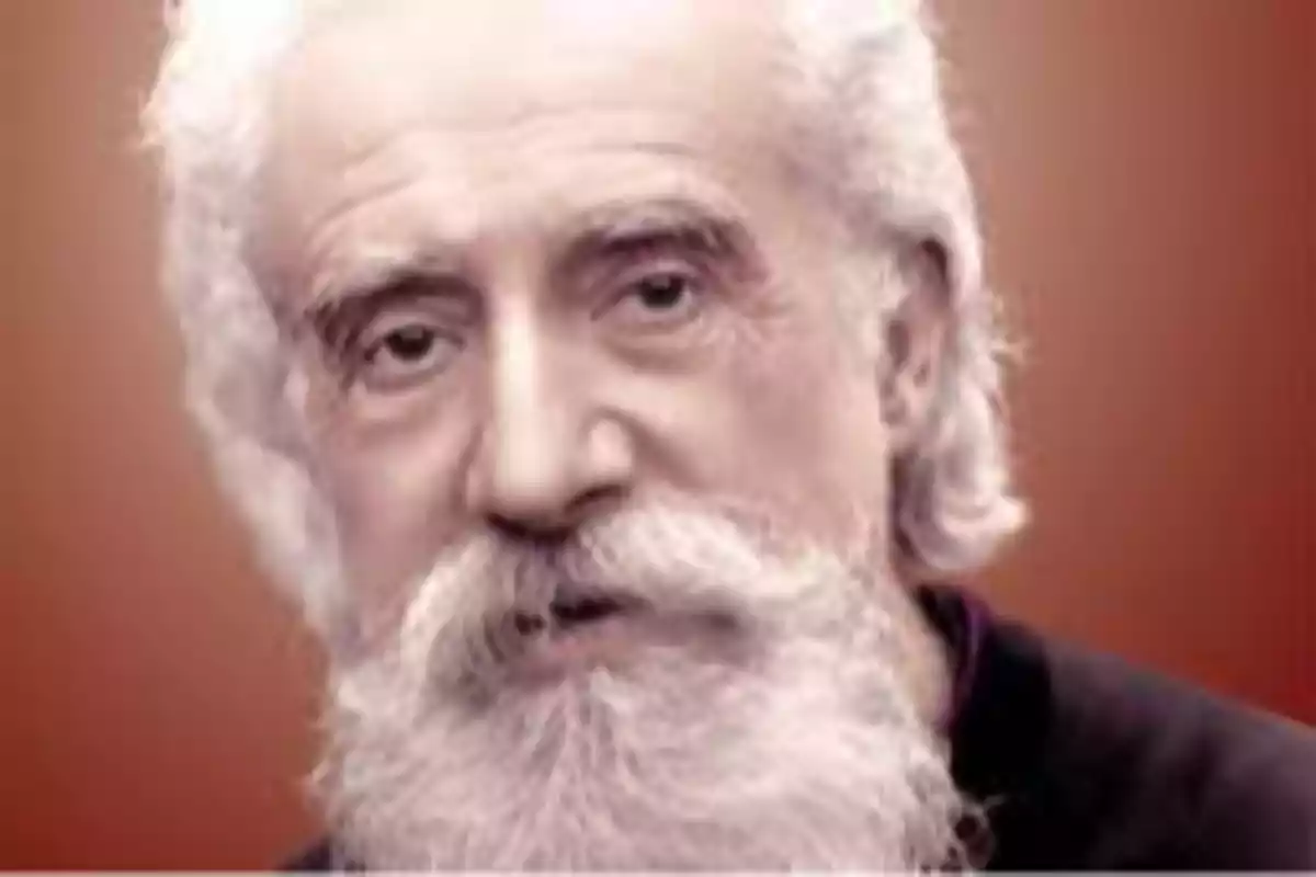 Un home gran amb barba i cabell blanc sobre un fons marró. Un home gran amb barba i cabell blanc sobre un fons marró.