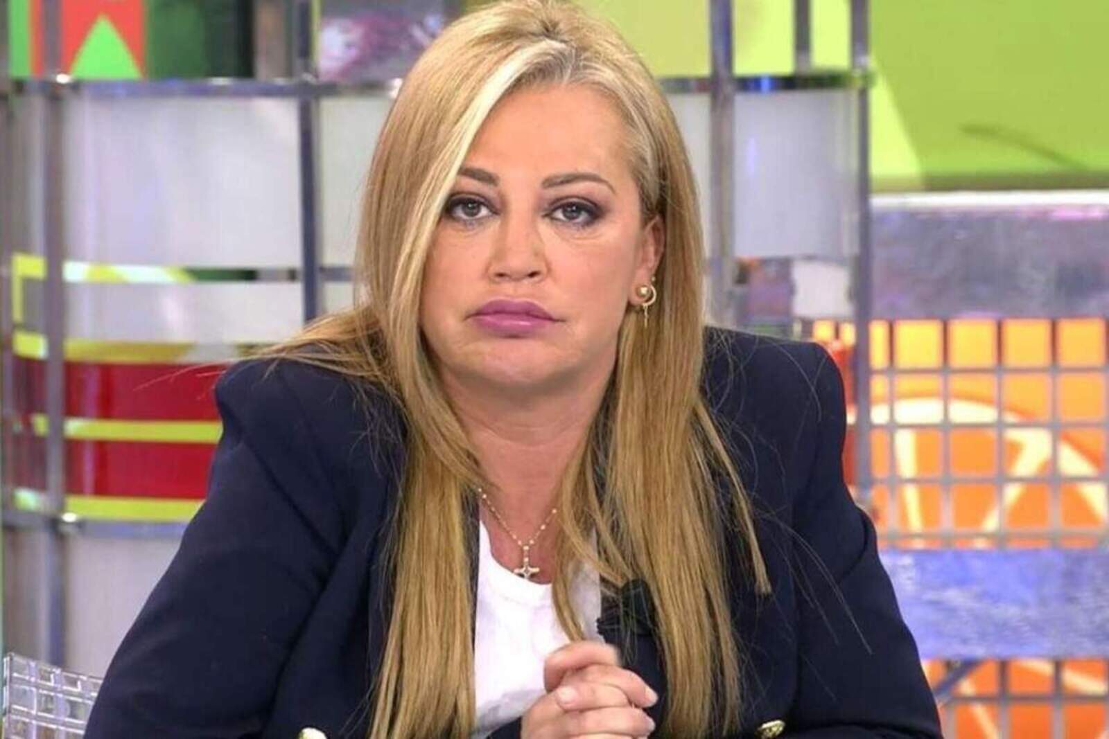 Nadie esperaba la mala noticia que Belén Esteban ha anunciado sobre Ana  Rosa Quintana
