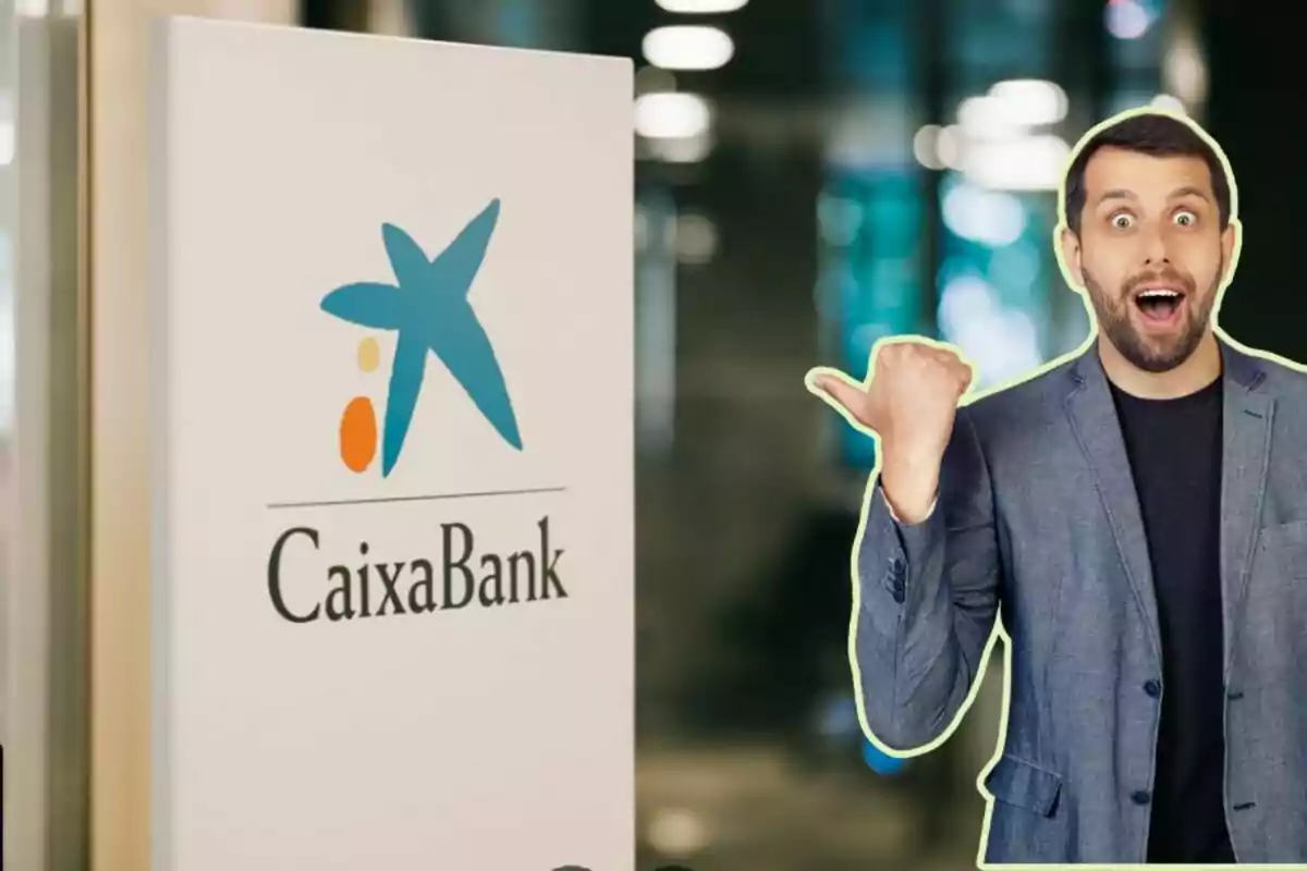 Un home amb expressió de sorpresa i assenyalant cap a un cartell de CaixaBank.