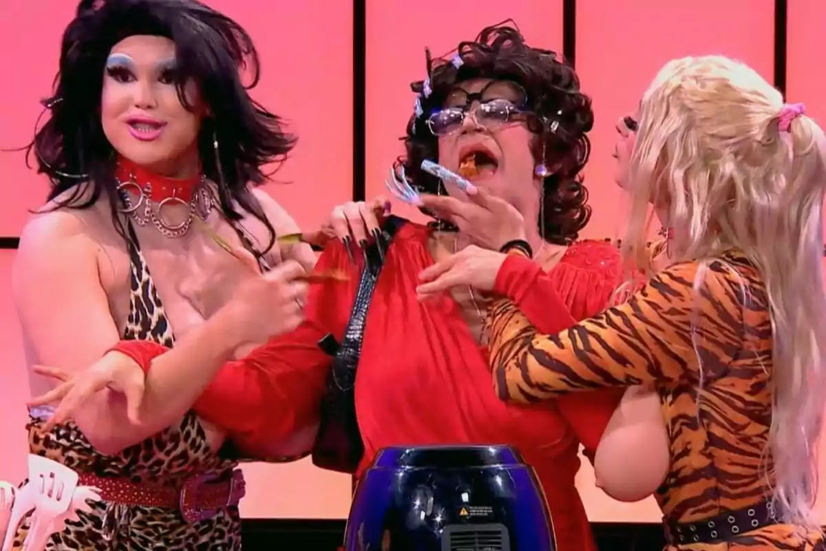 Captura de Chloe Vittu, Angelita la Perversa y La Niña Delantro en 'Drag Race'