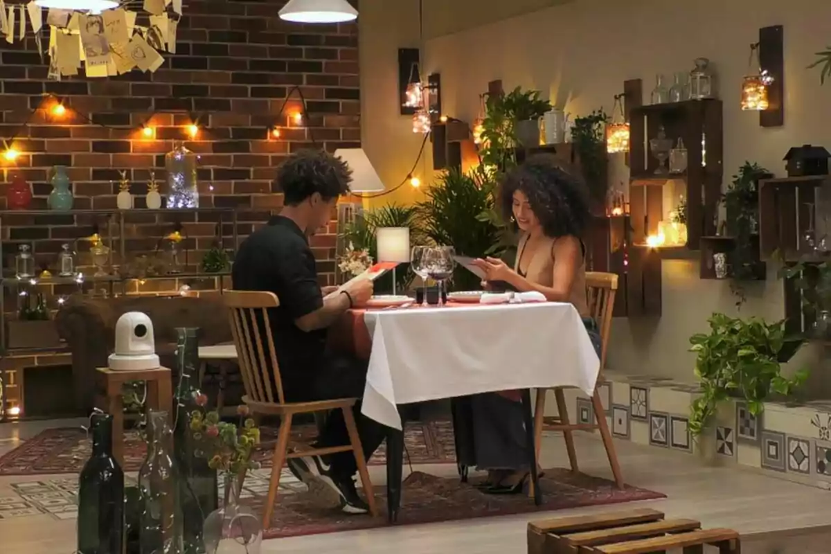 Captura de Katriel i Lorena sopant a 'First Dates'