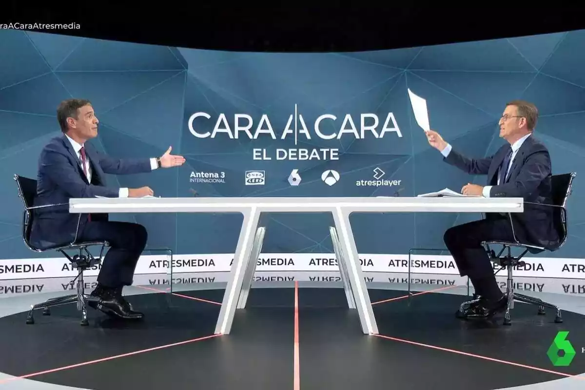 Pedro Sánchez i Núñez Feijóo al Cara a Cara d'Antena 3 Pedro Sánchez i Núñez Feijóo al Cara a Cara d'Antena 3