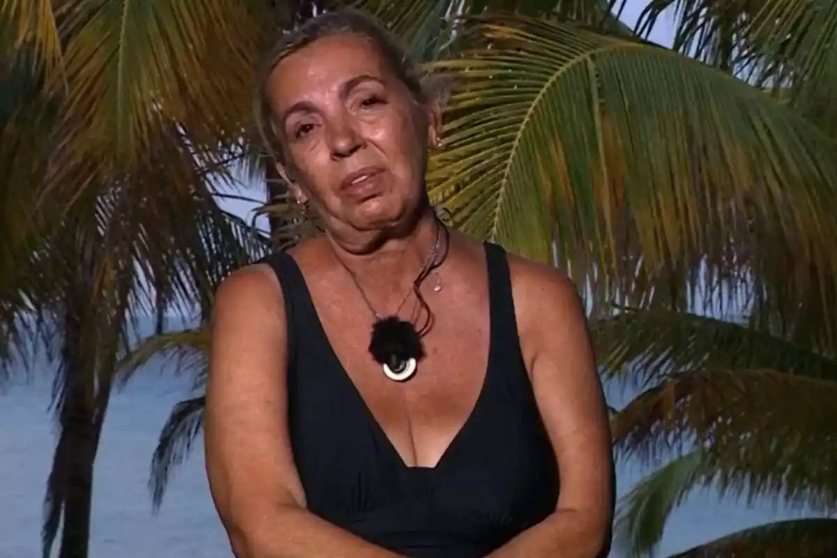 Captura de Carmen Borrego emocionada antes de abandonar Supervivientes