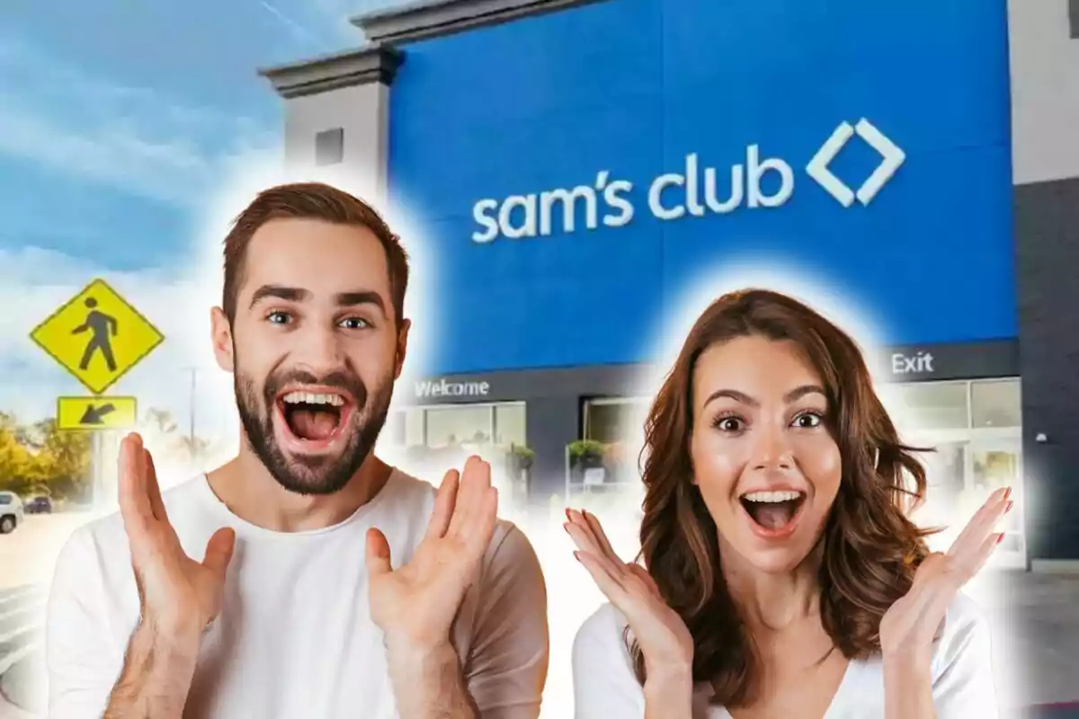 Personas emocionadas frente a la entrada de un Sam's Club.