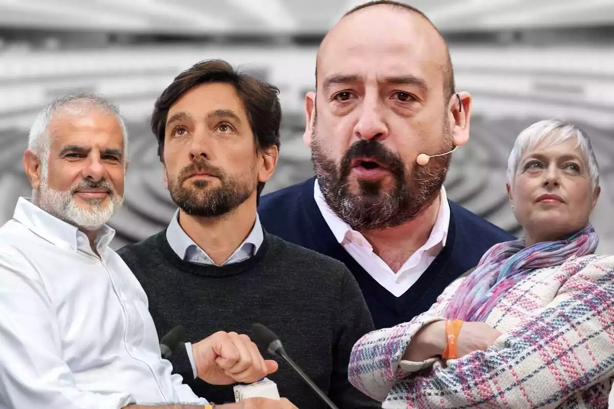 Muntatge amb pla mitjà de Carlos Carrizosa, Adrán Vázquez, Jordi Cañas i Anna Grau