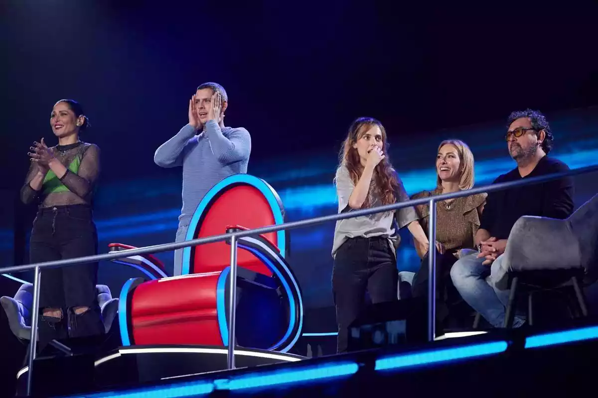 Fotografia de Rosa López, Santiago Segura, Eduardo Casanova, Kira Miró, Paco Tous i Leticia Dolera com a concursants del primer programa de Mental Masters a Telecinco Fotografia de Rosa López, Santiago Segura, Eduardo Casanova, Kira Miró, Paco Tous i Leticia Dolera com a concursants del primer programa de Mental Masters a Telecinco