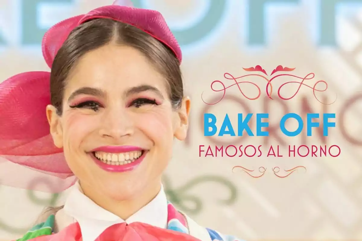 Cósima Ramírez sonriente con maquillaje colorido y un texto que dice "Bake Off Famosos al Horno".