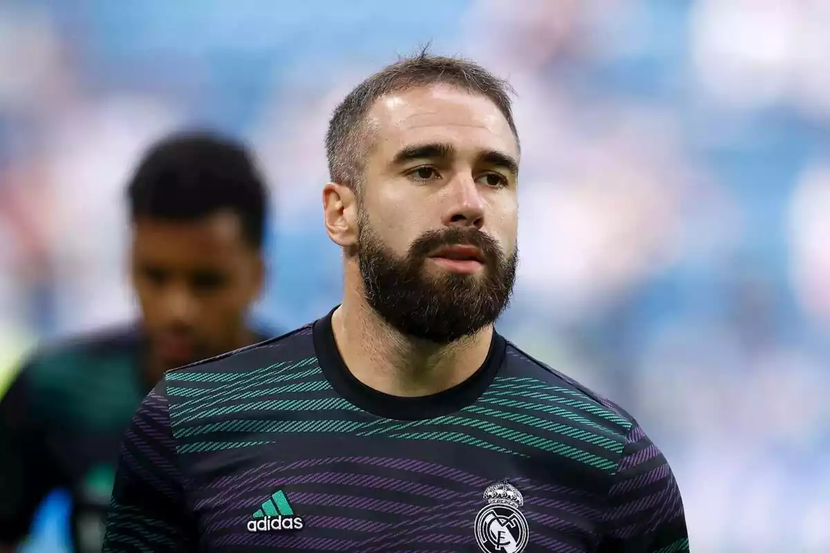 Dani Carvajal escalfant