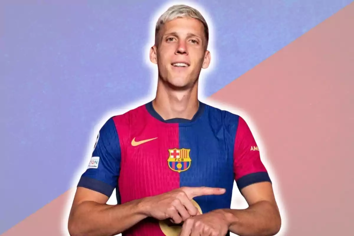 Un jugador de futbol amb l'uniforme del FC Barcelona sobre un fons de colors blau i rosa.