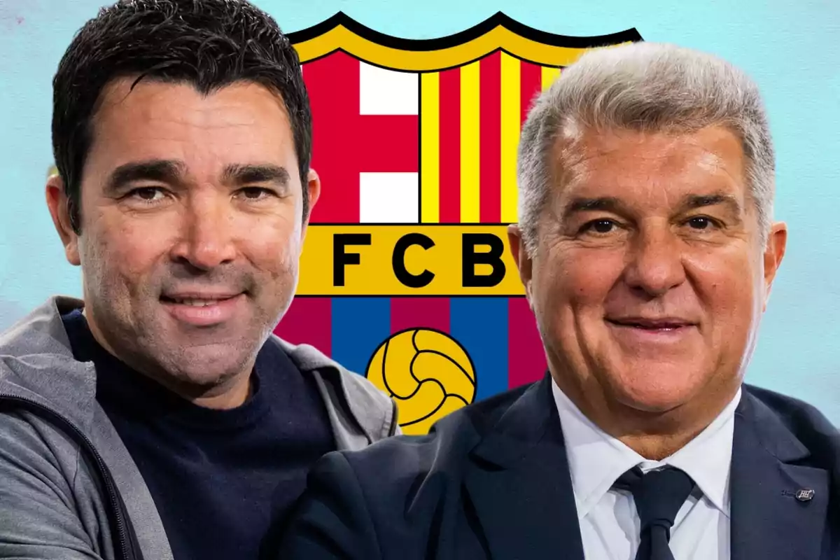 Dues persones posen davant de l'escut del FC Barcelona.