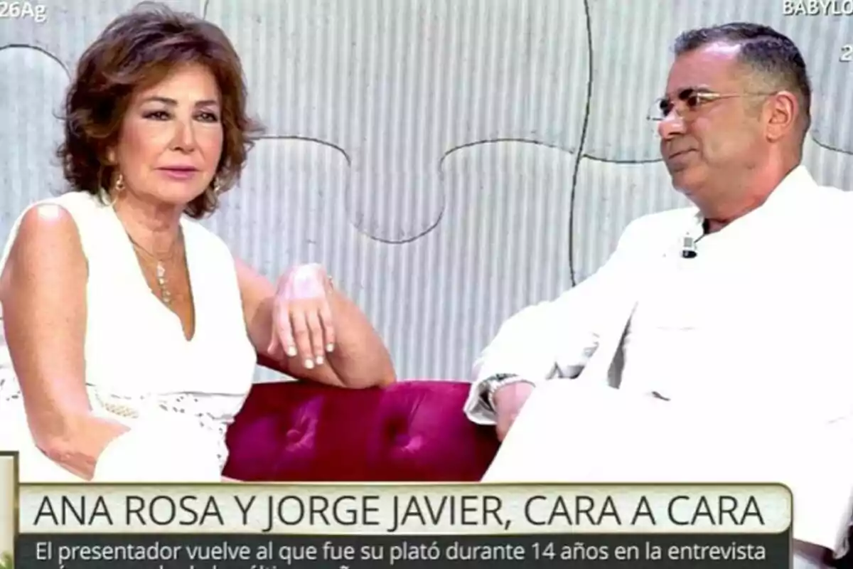 Ana Rosa Quintana i Jorge Javier Vázquez, cara a cara en una entrevista en què el presentador torna al plató de TardeAR