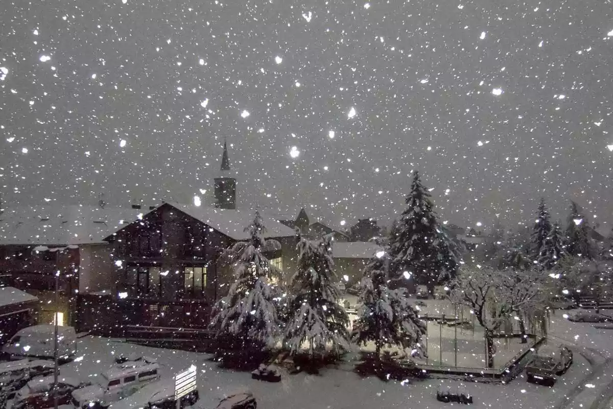 Imatge d'Esterri d'Àneu nevat