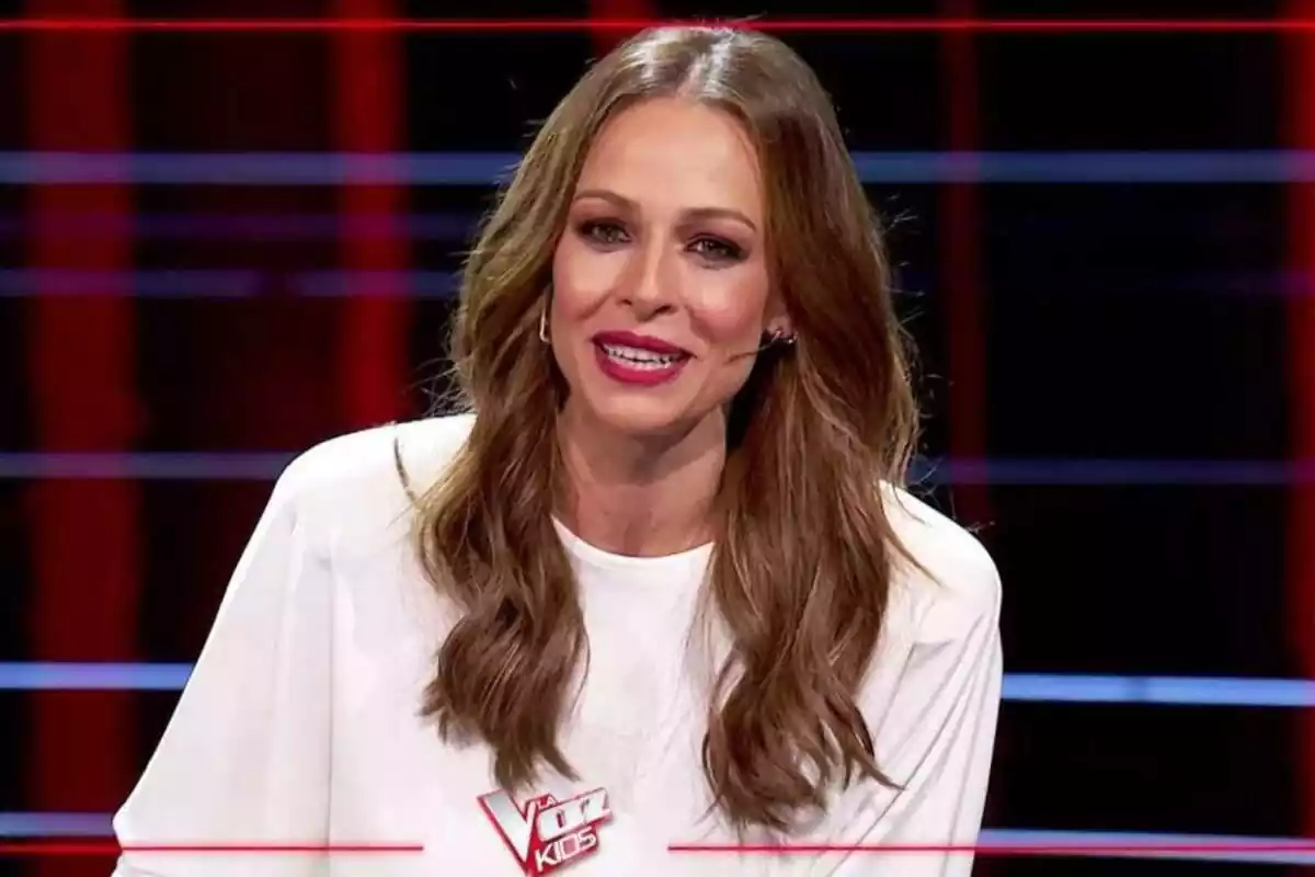 Eva González presentant 'La Voz Kids' a Antena 3